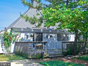 Building Photo - 10620 Point Lookout Rd Rental