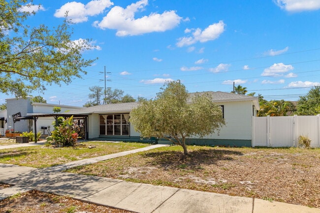 Photo - 5230 1st Ave N