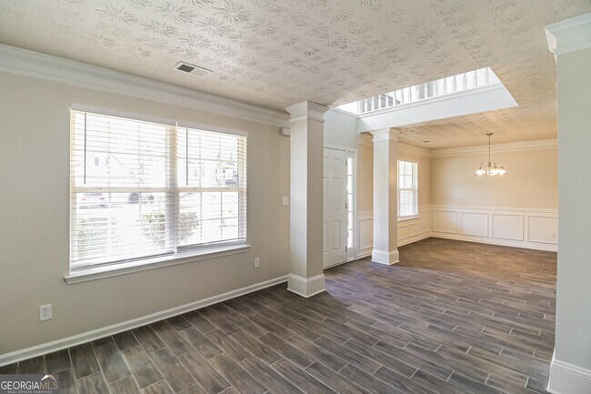 Photo - 263 Millstone Dr