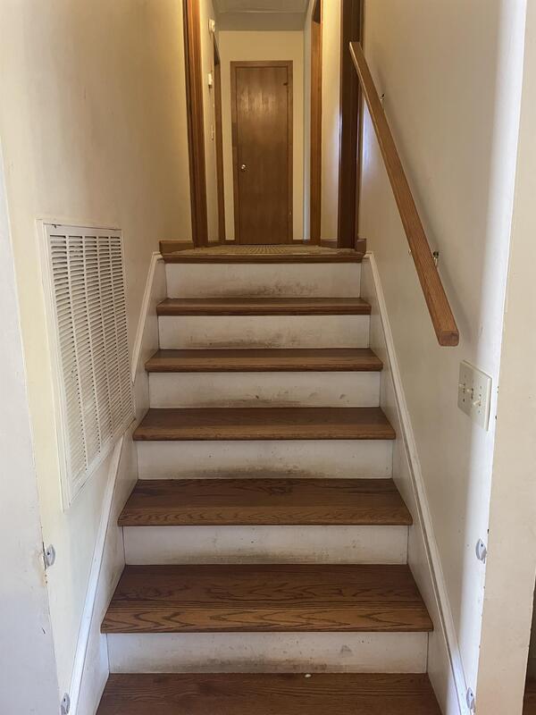 Photo - 122 Cedar Creek Cir