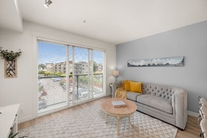 Photo - 1975 McCallum Rd