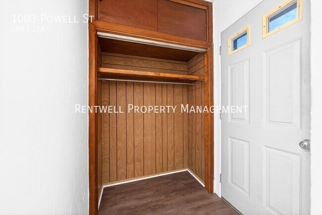 Photo - 1003 Powell St