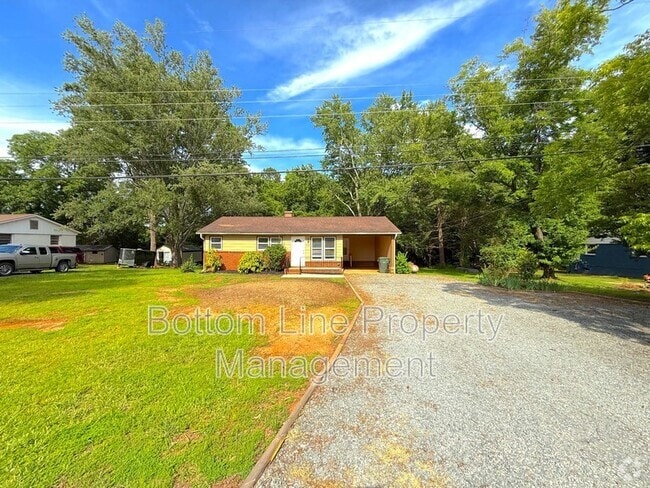 Building Photo - 409 Olin Dr Rental