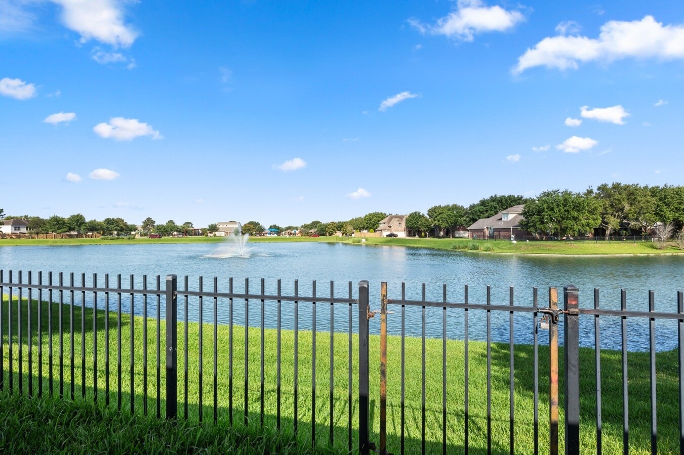 Photo - 25218 Lockspur Dr