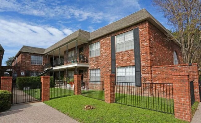 Photo - 6125 E Wonsley Dr Unidad 133