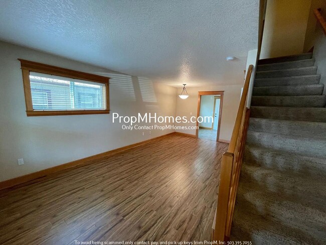 Photo - 2507 E Burnside St Unidad 2507 E Burnside Street  B