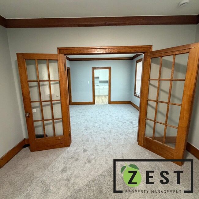 Photo - 4055 Beniteau St Unidad 4055 Beniteau Upper