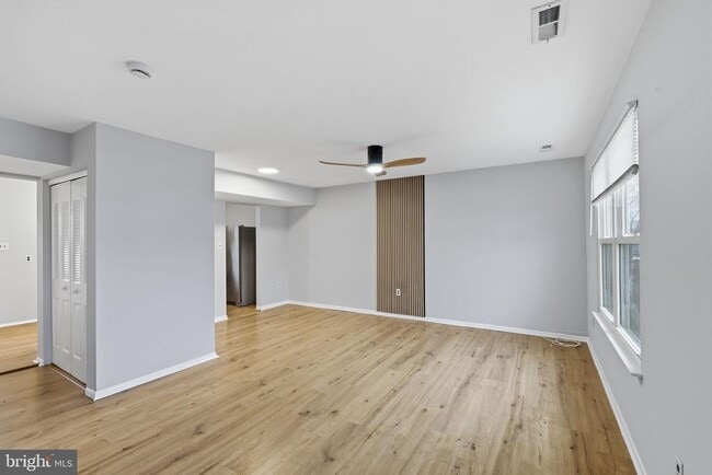 Building Photo - 341 Clarkson St