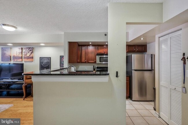 Photo - 1001 N Vermont St Unit 413
