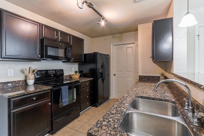 Parc at Flowing Wells Apartment Homes