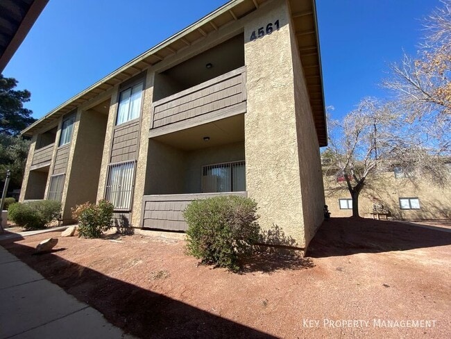 Photo - 4561 Carriage Park Dr Apartamento Unidad B