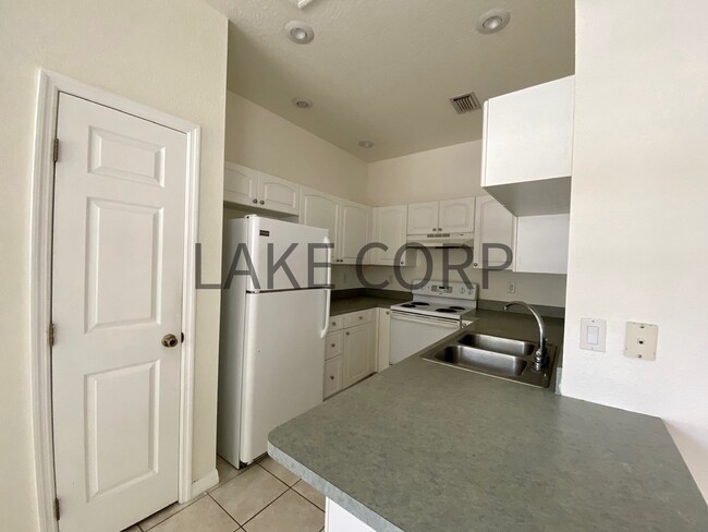Photo - 2800 FL-17 Unit 1/1