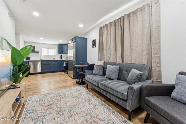 Photo - 1548 N Upland Cir Unit B