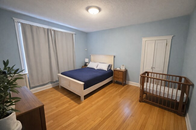 Photo - 18 Alton Pl Unit 4