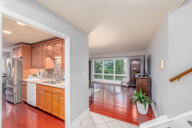 Photo - 21W021 Marlborough Ln