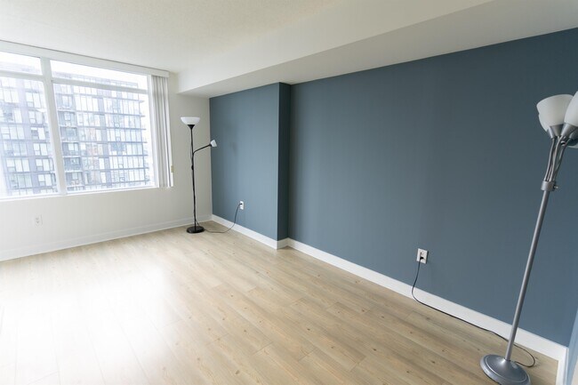 Photo - 25-4025 Telegram Mews