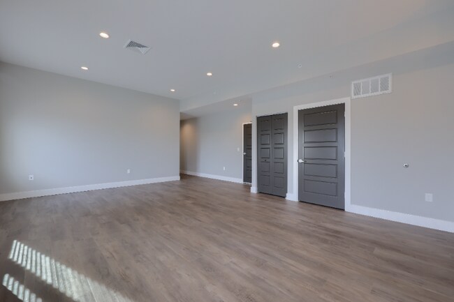 Photo - 117 W Main St Unidad Apt 4