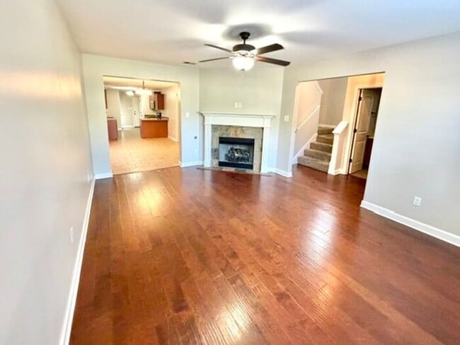 Photo - Gated Community 4 Bedroom 2.5 Bath Home In Southeast Memphis