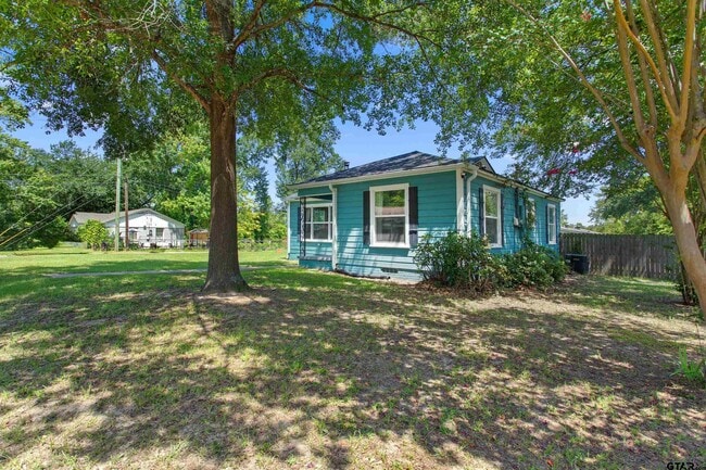 Photo - 1126 Skyline St