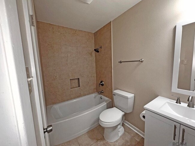 Photo - 114 Mallard Dr Unit A