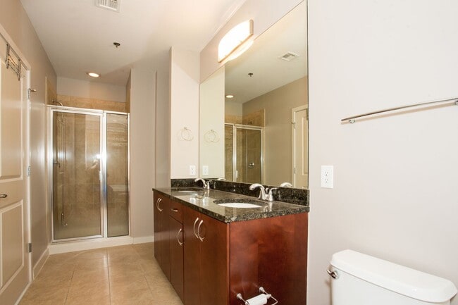 Photo - Stunning Downtown Views From 2BR 2BA Corne...