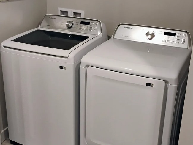 Photo - 1167 E Telegraph St Unidad A201