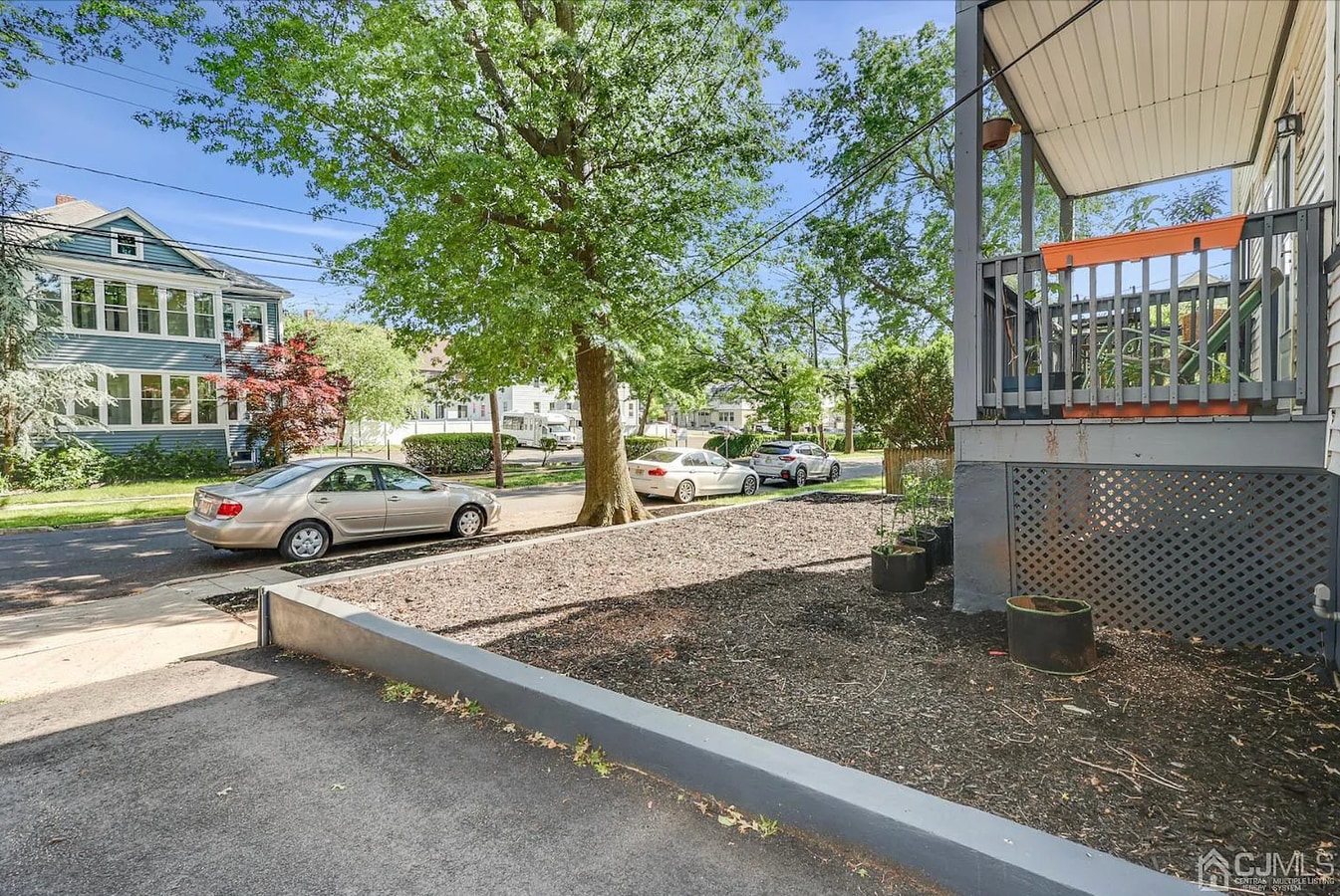 Photo - 213 Denison St Unidad 215 - 1st Floor