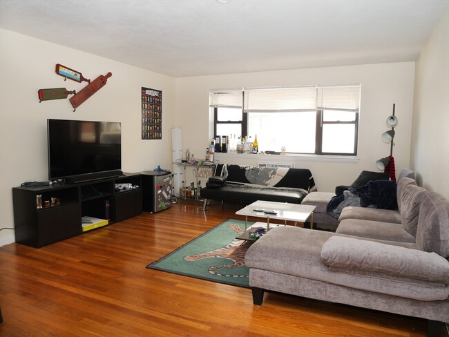 Photo - 1027 Commonwealth Ave Apartment Unit 27