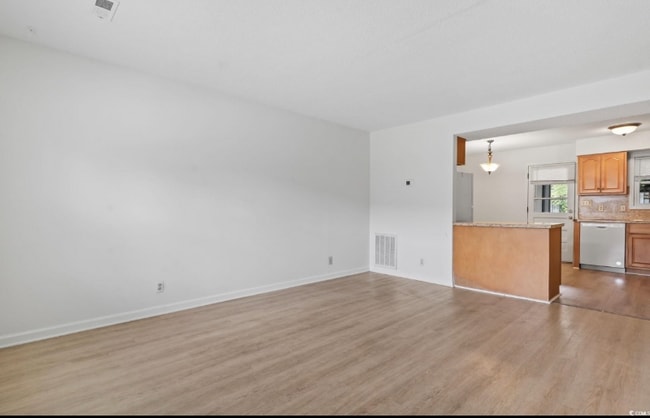 Photo - 713 67th Ave N