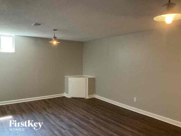 Photo - 10001 N Highland Terrace