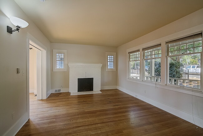 Photo - 5252 19th Ave NE