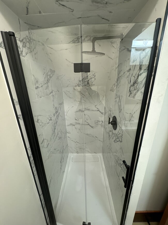 Photo - 7 Centre St Unit 4