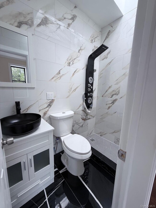 Photo - 19-32 21st Dr