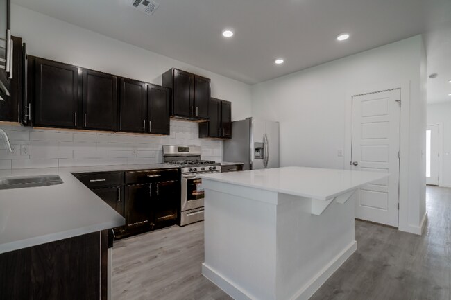 Photo - 13522 Vinita Dr