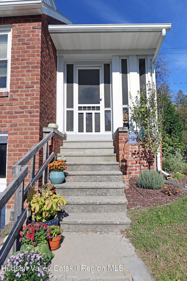 Photo - 208 Lucas Ave