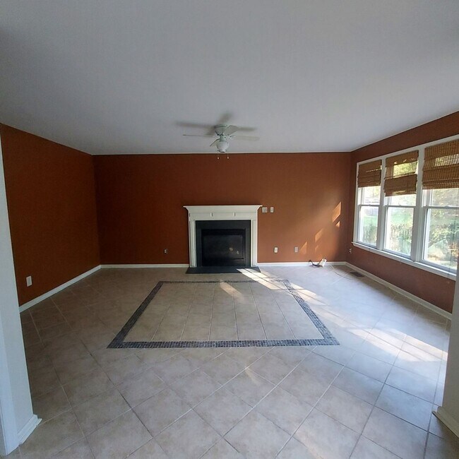 Photo - 1230 Briardale Rd