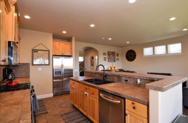 Photo - Stunning 4-Bedroom in Redmond's beautiful Fairhaven Neighborhood!