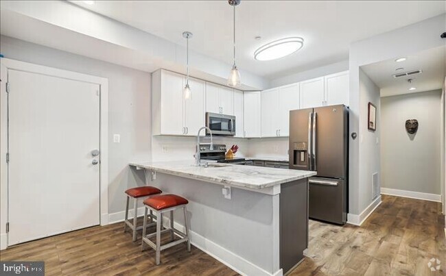 Building Photo - 1340 Nicholson St NW Unit 2 Rental