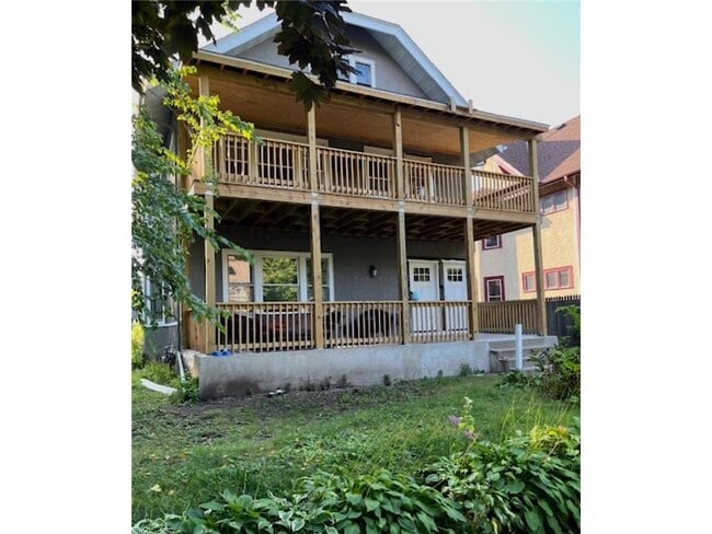 Building Photo - 3116 Oakland Ave Rental