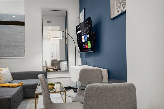 Photo - 800 Penn Ave Unidad ID1075244P