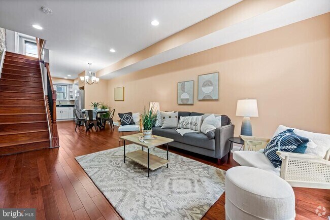 Building Photo - 645 S Lehigh St Rental