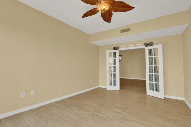 Photo - 370 Golfview Rd Unit 901