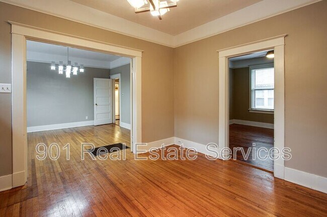 Photo - 1552 Forest Ave