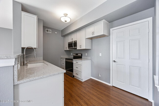 Photo - 5663 Star Rush Dr Unit 107