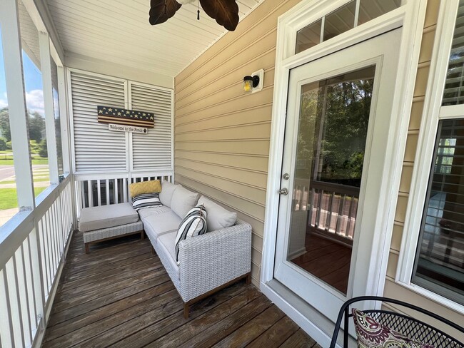 Photo - 3 Bedroom 4 Bath Townhouse in Bolton's Lan...