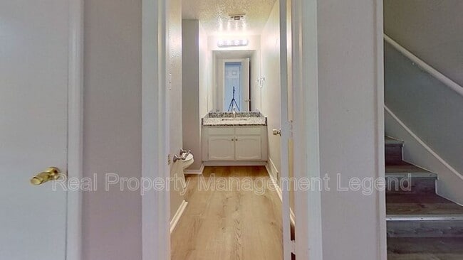 Photo - 2902 Fielder Rd