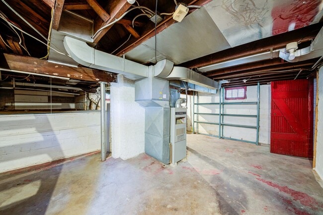 Photo - 1121 Bellaire Ave