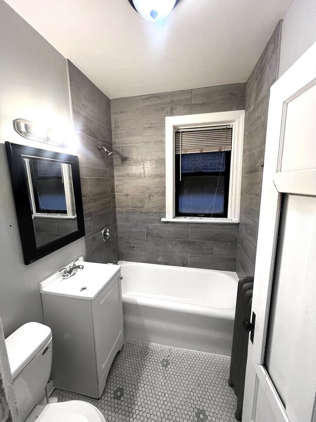 Photo - 355 W 120th St Unit 1