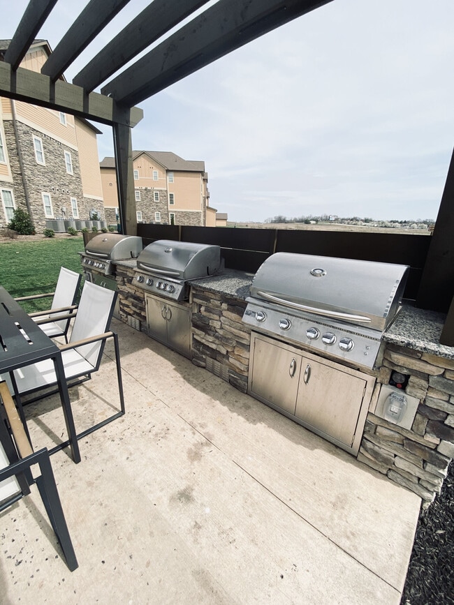 Warrick Trail Apartments Newburgh, IN