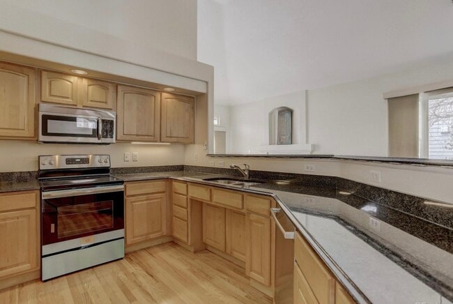 Photo - 1011 S Valentia St